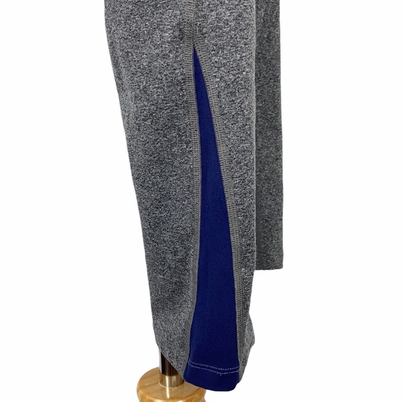 The North Face Pulse Gray Cropped Leggings - Picture 5 of 16